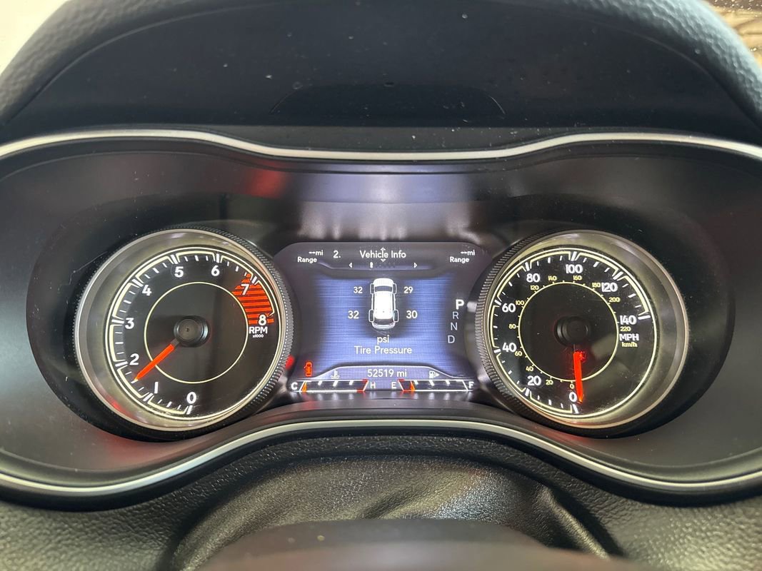 Used 2020 Jeep Cherokee Limited w/ Mopar Interior Package image 15