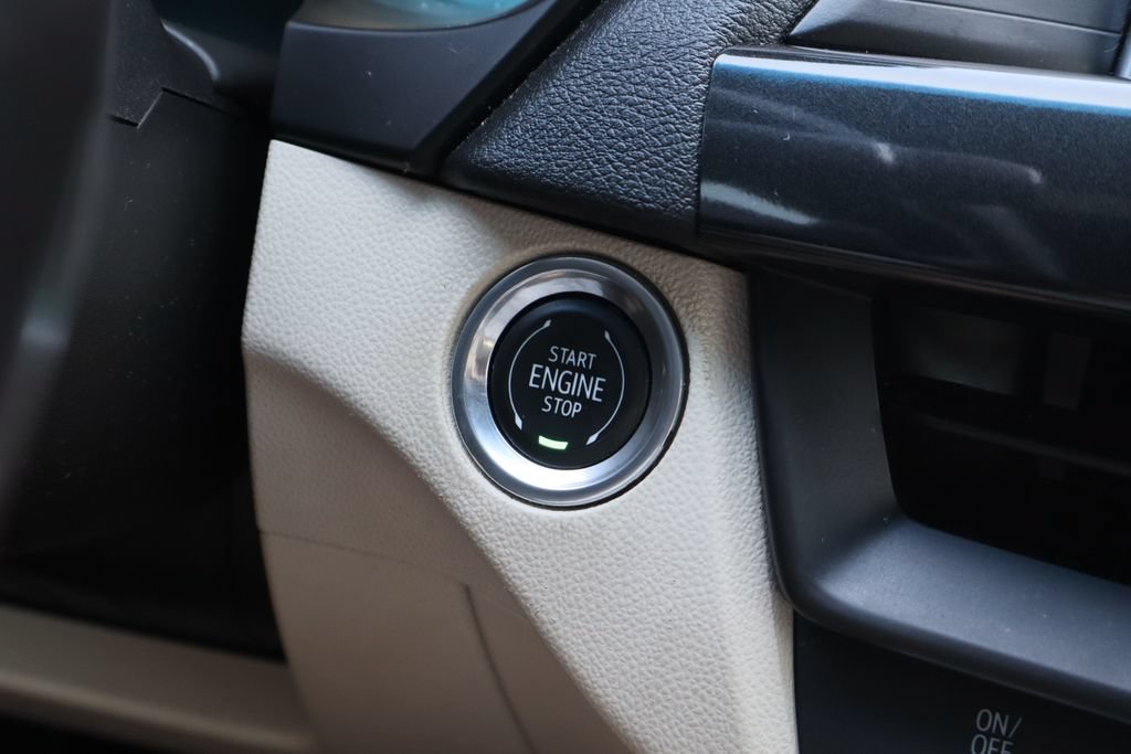Certified 2020 Cadillac CT4 Premium Luxury AWD/4WD image 19