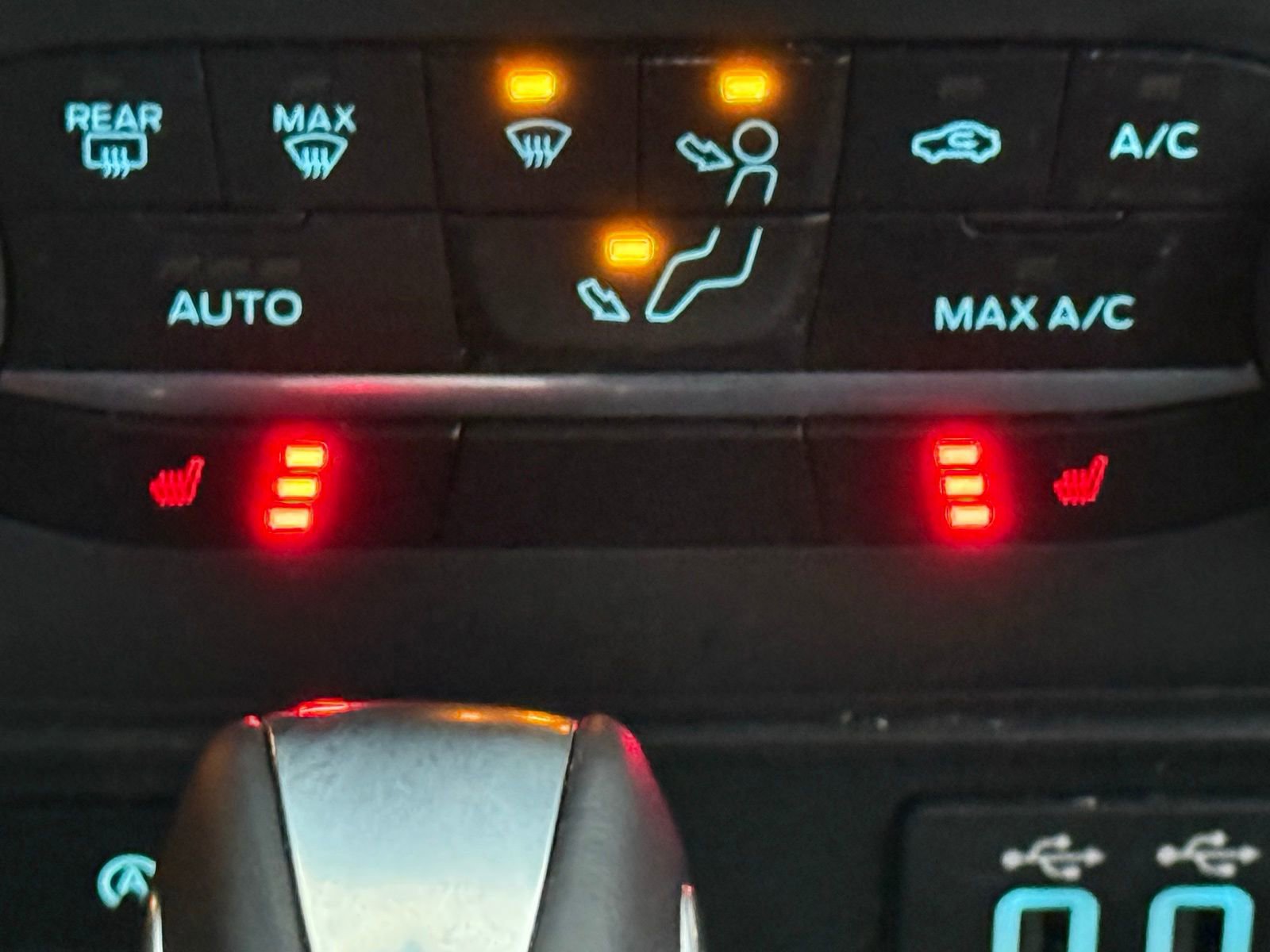 Used 2021 Ford EcoSport SE image 21