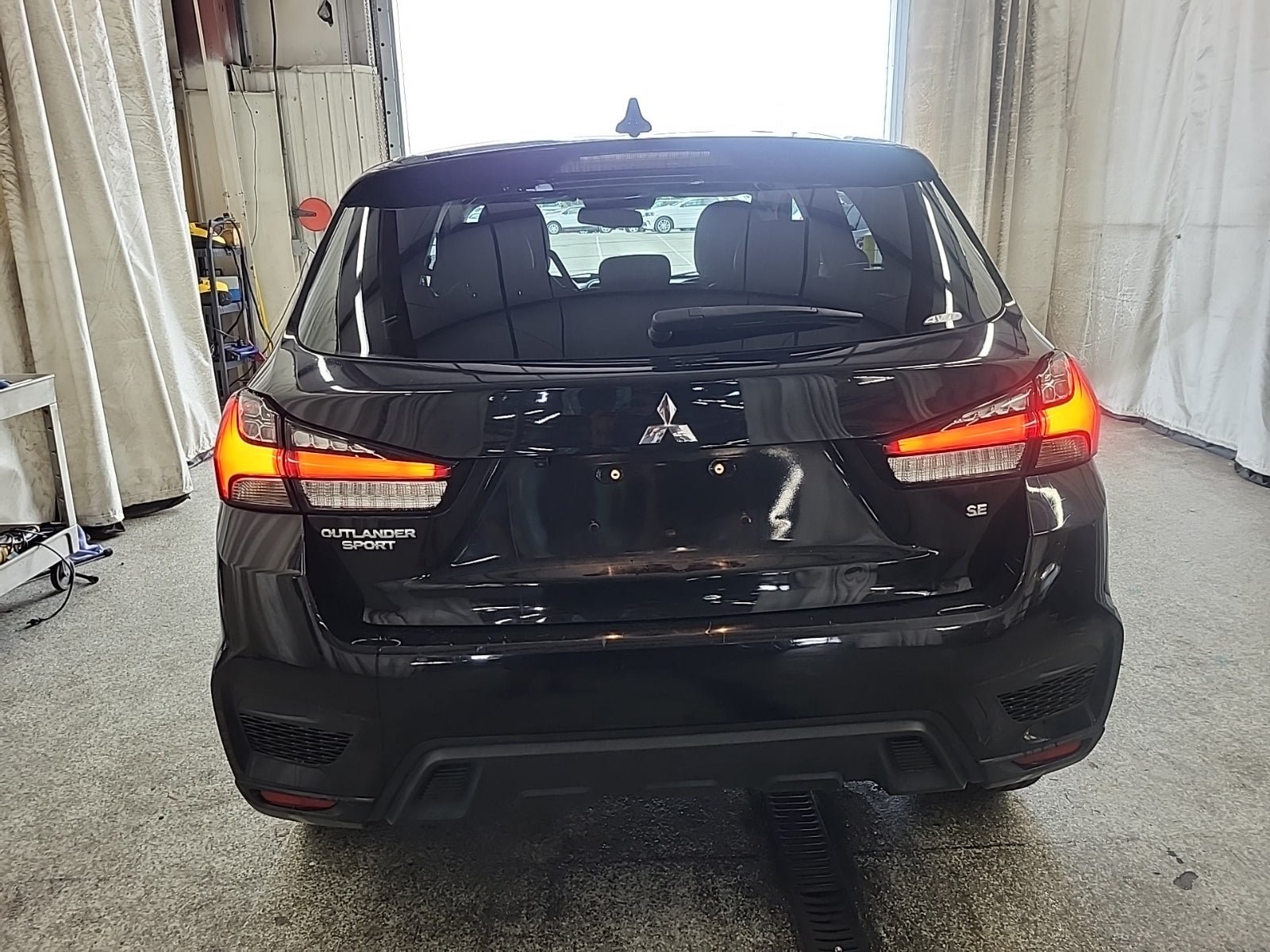 Used 2023 Mitsubishi Outlander Sport ES AWD/4WD image 4