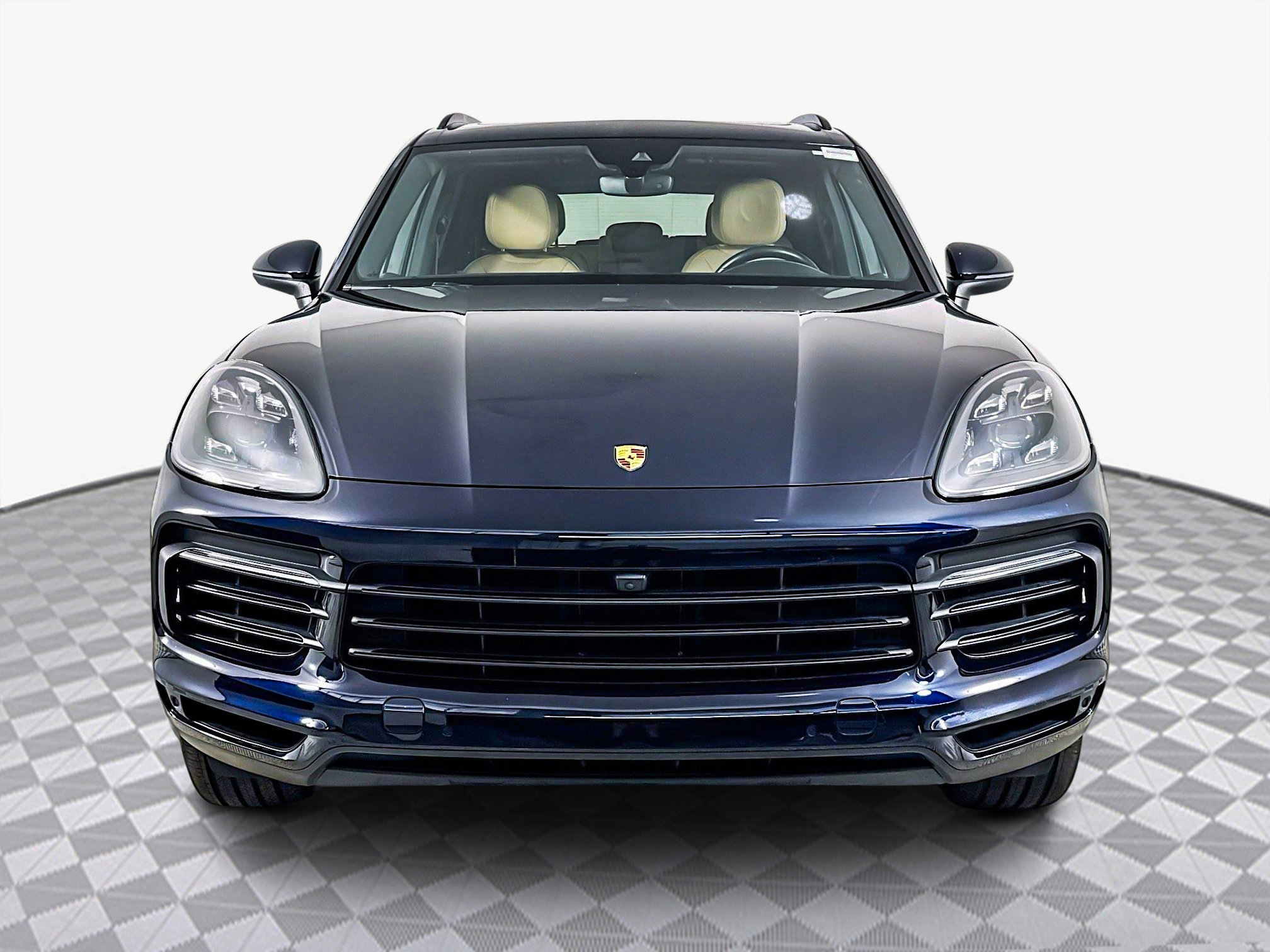 Used 2020 Porsche Cayenne image 2