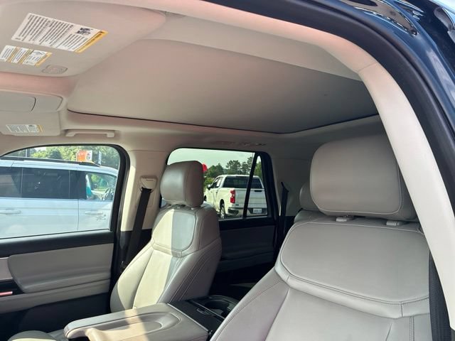 Used 2025 Ford Expedition Max Active AWD/4WD image 30
