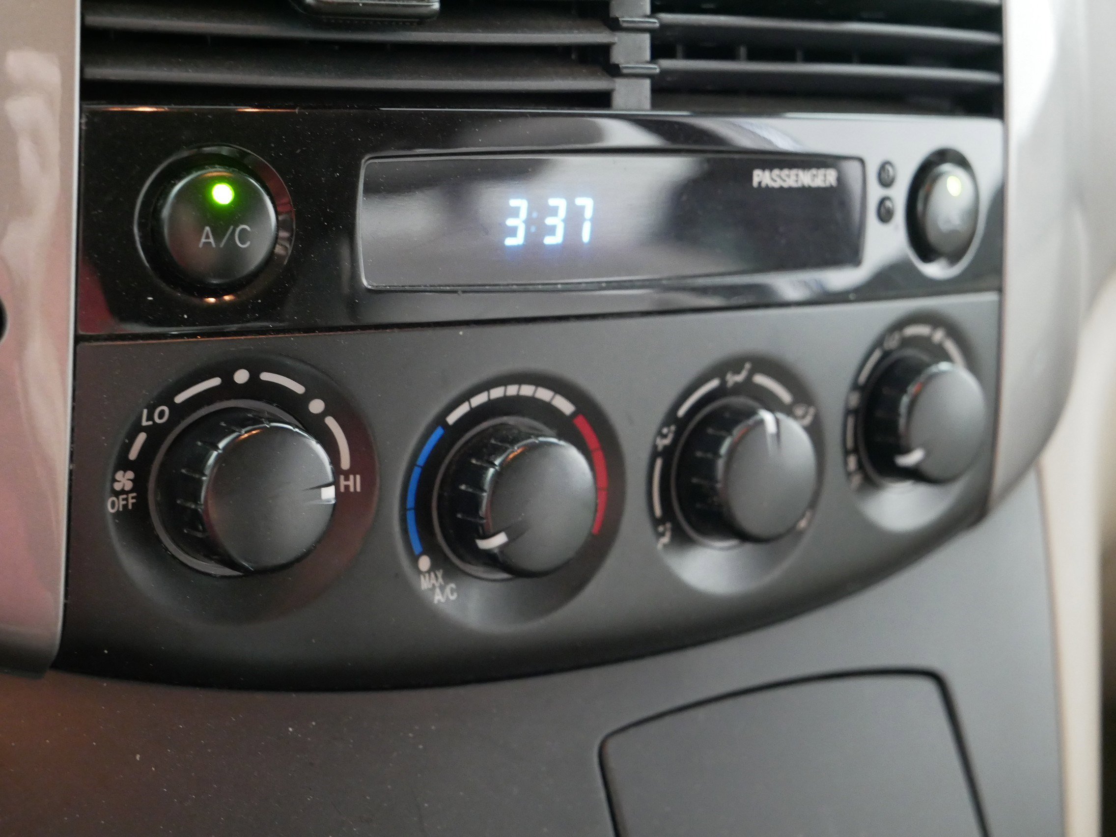 Used 2006 Toyota Sienna LE FWD image 23