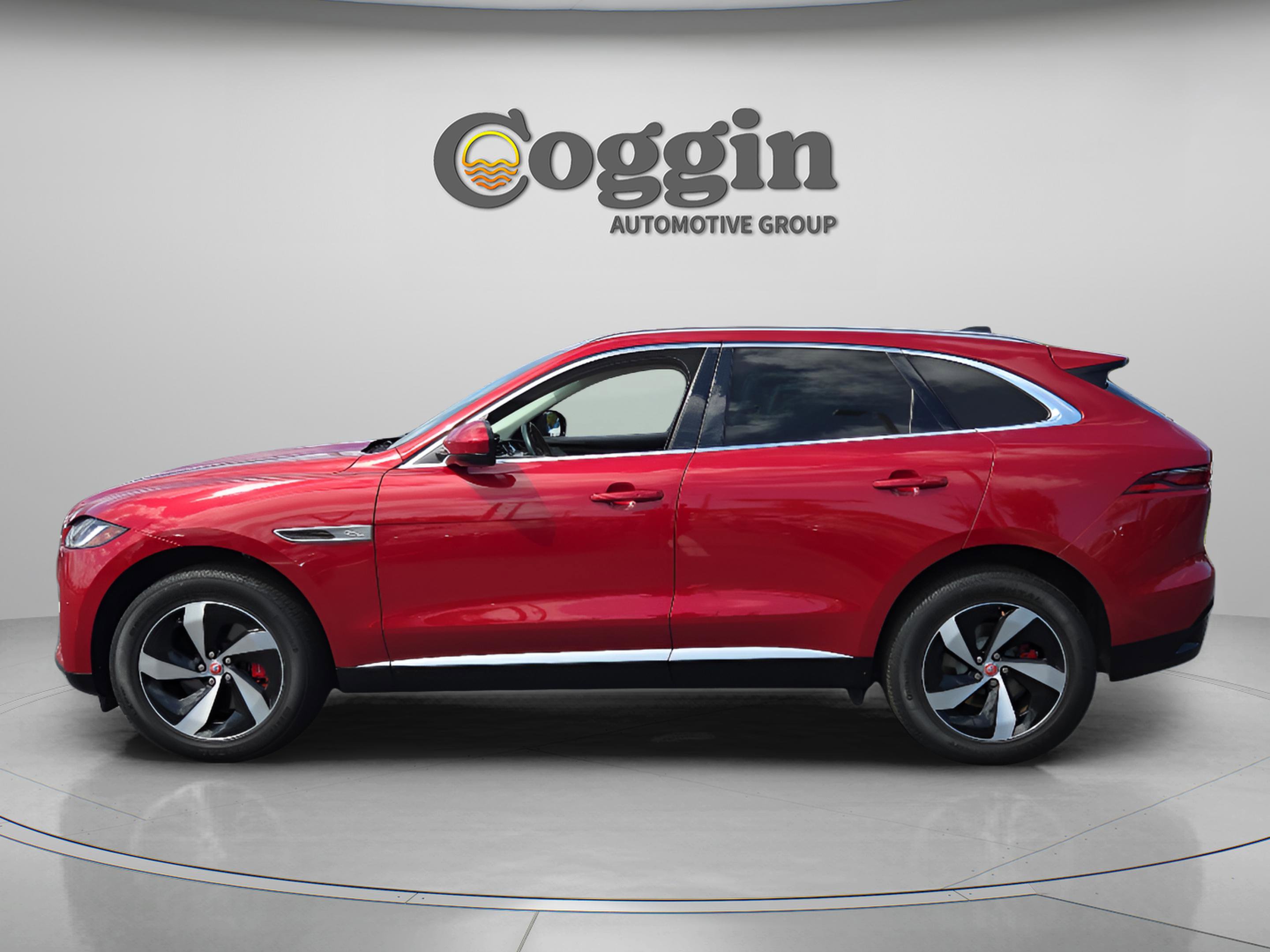 Used 2022 Jaguar F-PACE S image 2