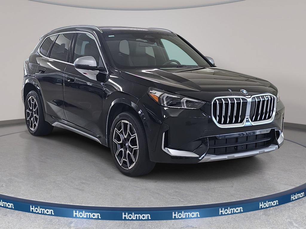 Used 2023 BMW X1 xDrive28i w/ Convenience Package AWD/4WD image 4