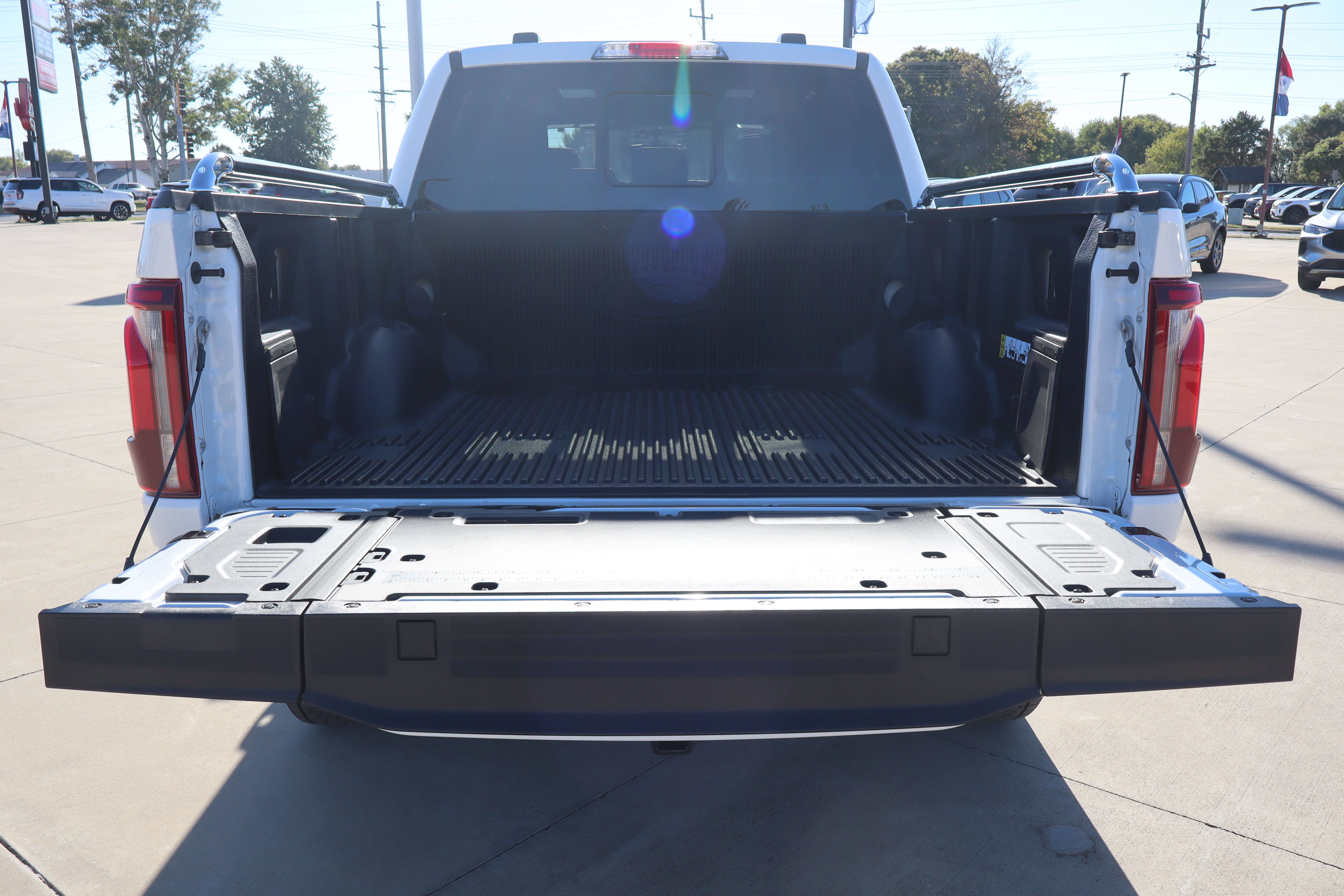 Used 2025 Ford F150 King Ranch w/ FX4 Off-Road Package AWD/4WD image 33