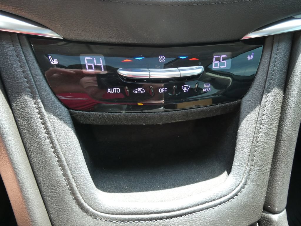 Certified 2019 Cadillac XT5 Luxury FWD image 30