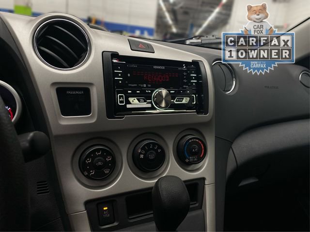 Used 2009 Pontiac Vibe w/ Preferred Package FWD image 27