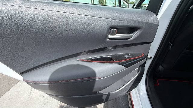 Used 2023 Toyota Corolla SE w/ SE Package image 14