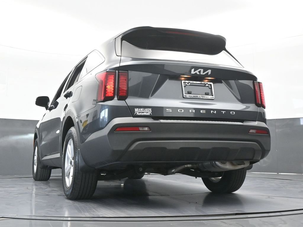 Used 2022 Kia Sorento LX FWD image 52