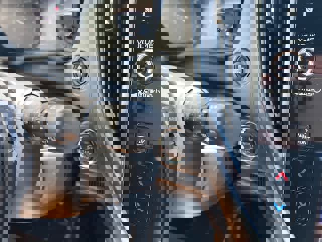 Certified 2025 Subaru Forester Limited image 30