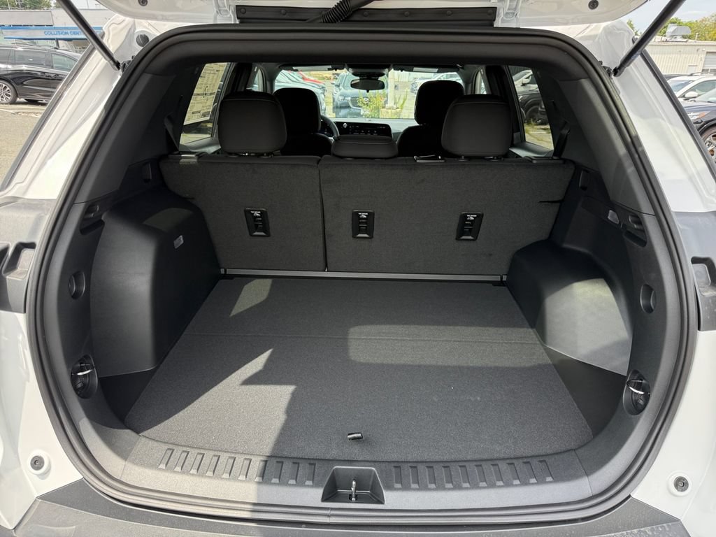 New 2027 Chevrolet Equinox LT FWD image 24