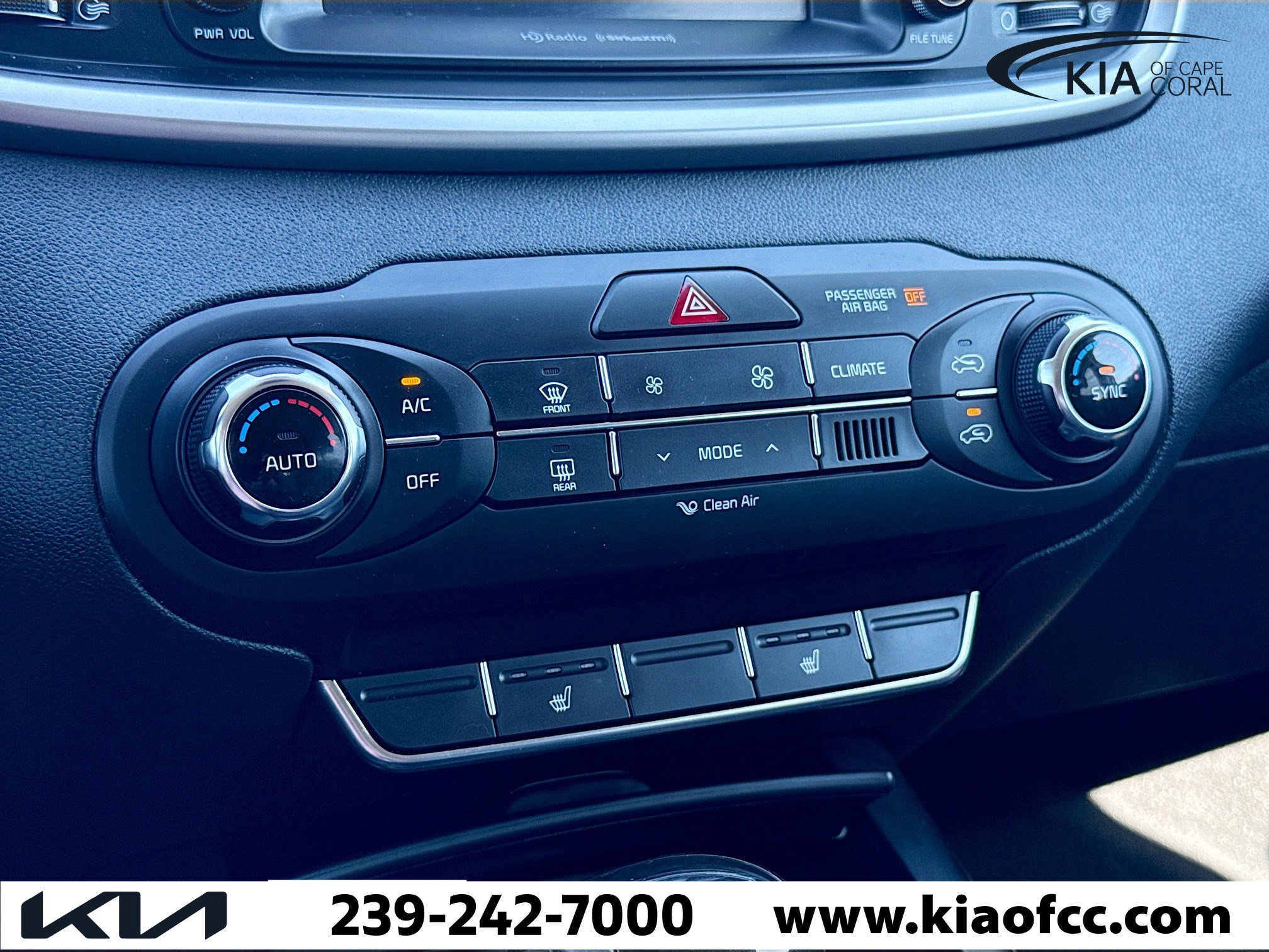 Used 2017 Kia Sorento LX w/ LX Convenience Package image 31