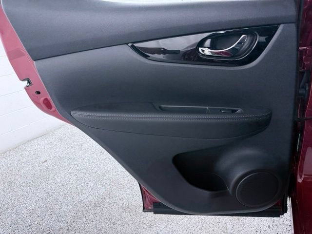 Used 2021 Nissan Rogue Sport SV FWD image 22