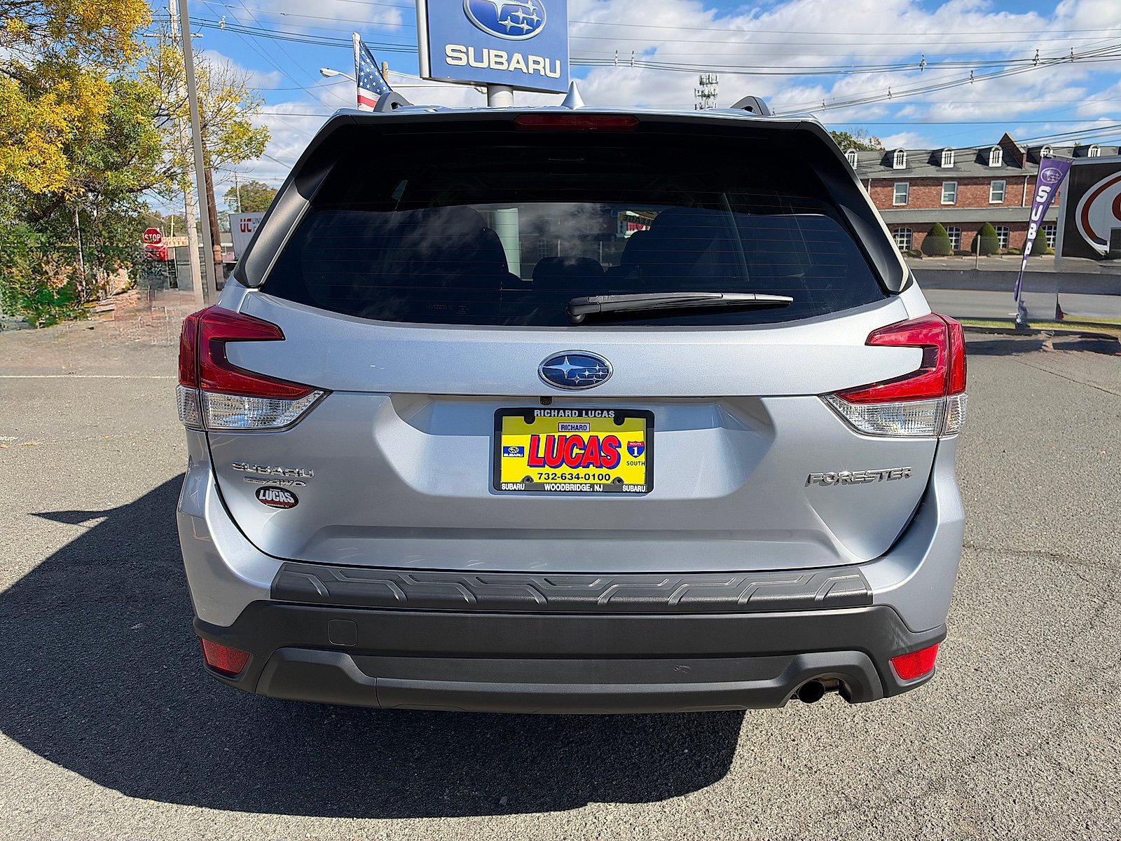 Used 2023 Subaru Forester Premium AWD/4WD image 6