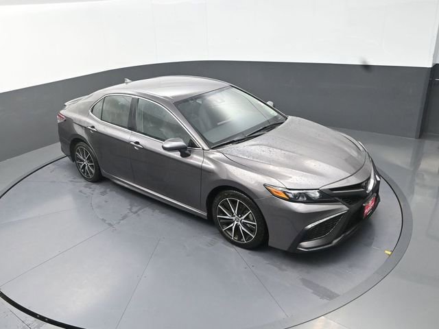 Used 2024 Toyota Camry SE FWD image 25