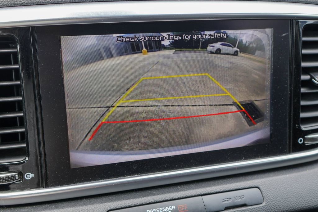 Used 2021 Kia Sportage EX w/ EX Technology Package FWD image 4