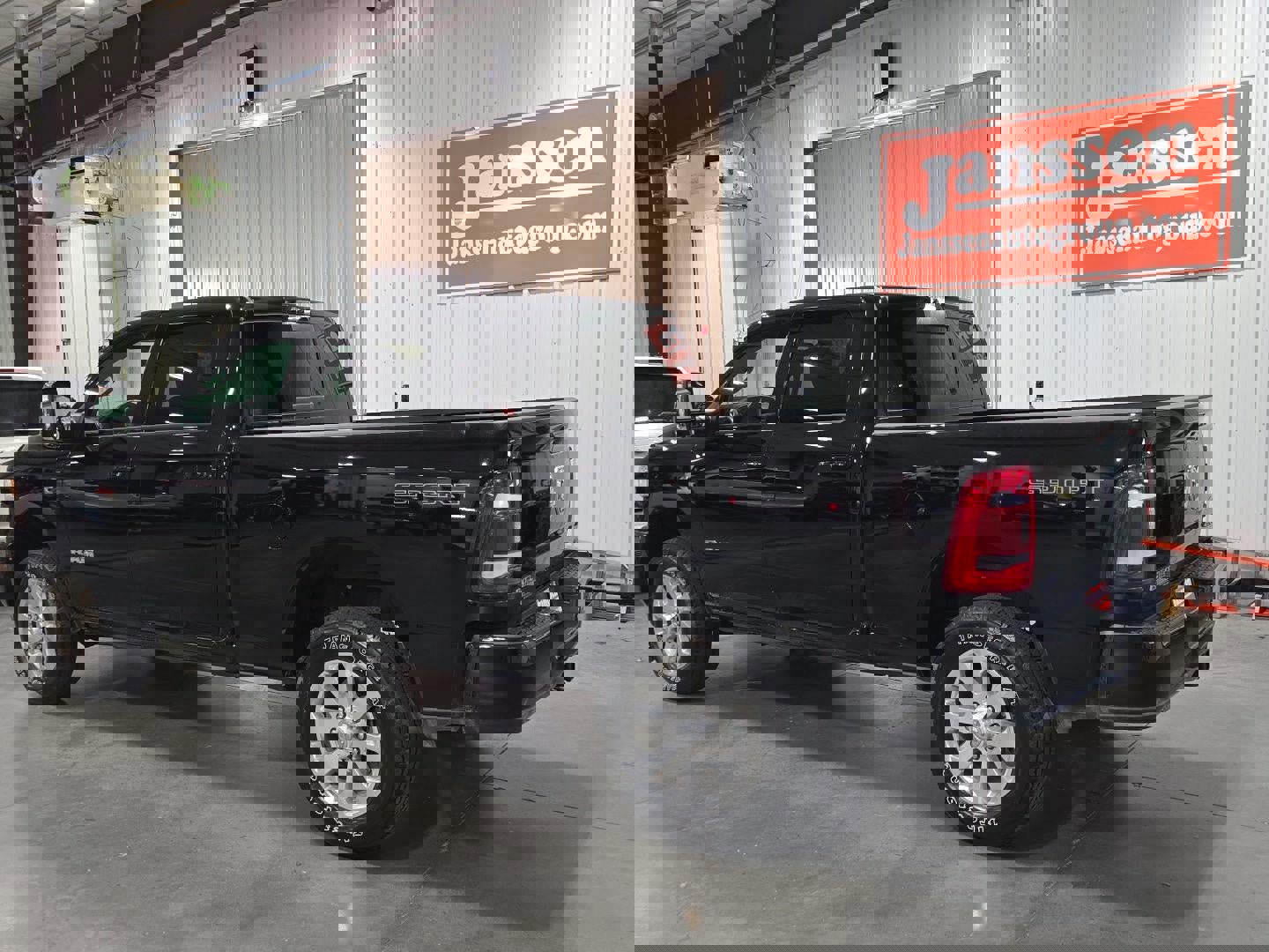 Used 2024 RAM 3500 Laramie w/ Sport Appearance Package image 3