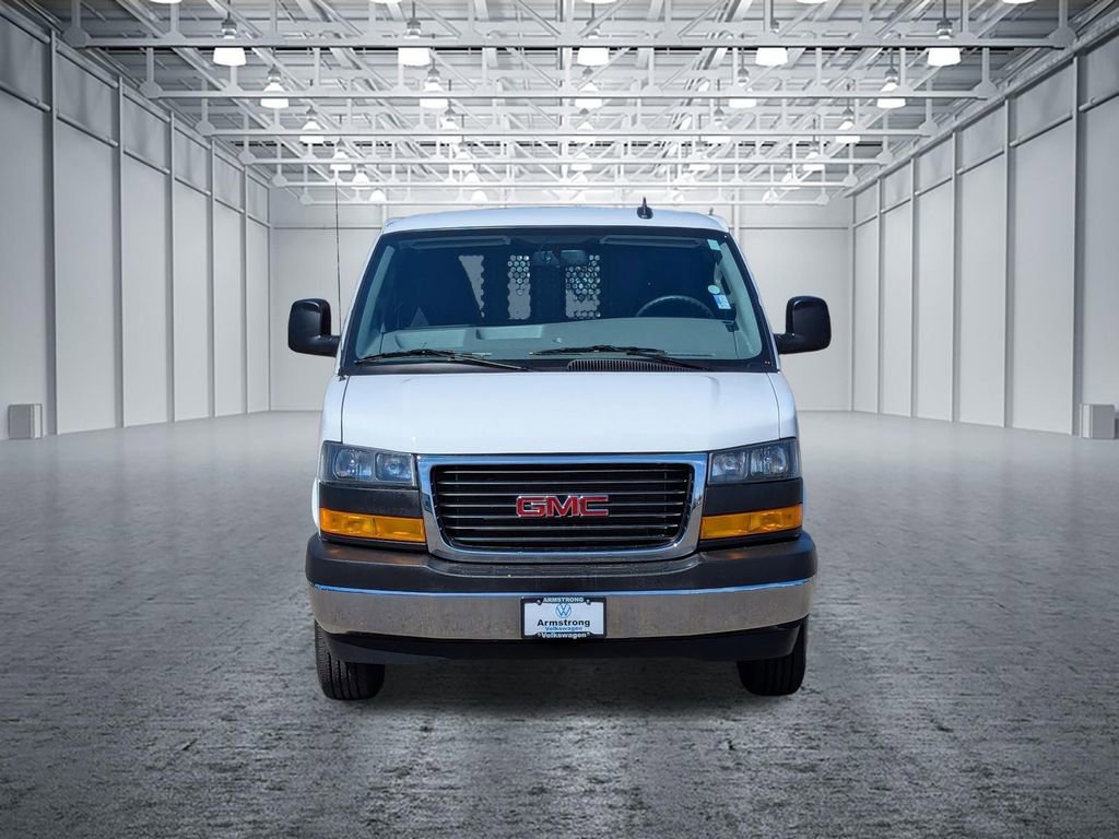 Used 2024 GMC Savana 2500 w/ Driver Convenience Package image 8