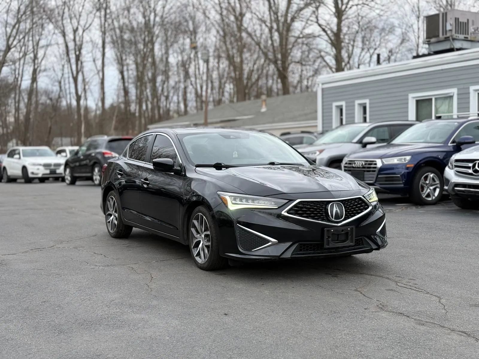 Used 2019 Acura ILX image 3