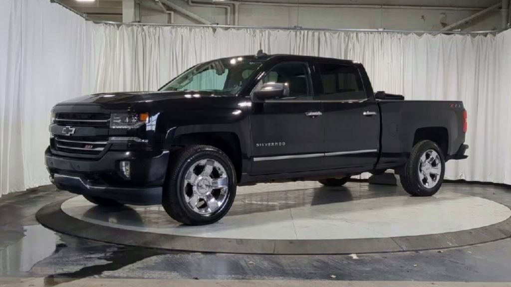 Used 2018 Chevrolet Silverado 1500 LTZ Z71 w/ LTZ Plus Package image 5