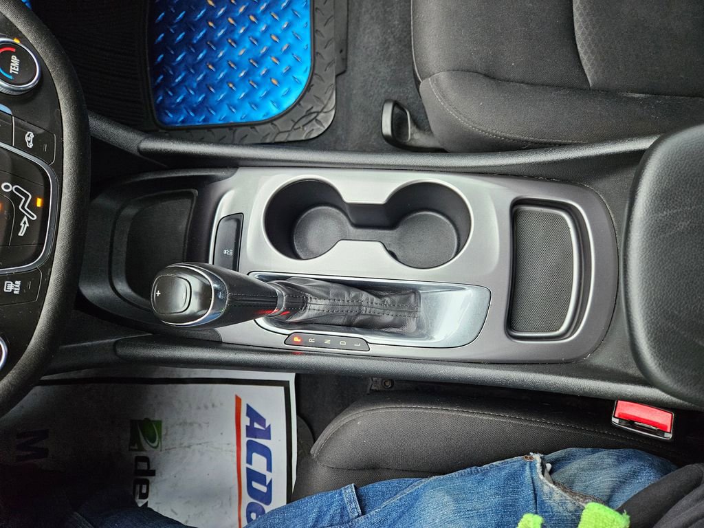 Used 2019 Chevrolet Malibu RS w/ LPO, Convenience Package 1 image 17