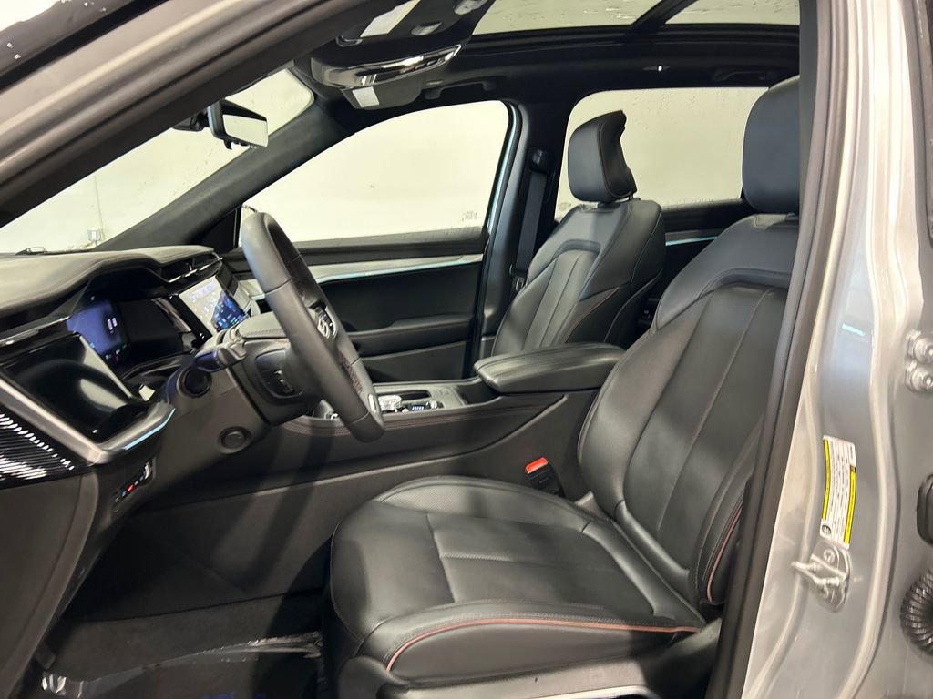 Used 2024 Jeep Wagoneer Launch Edition image 16