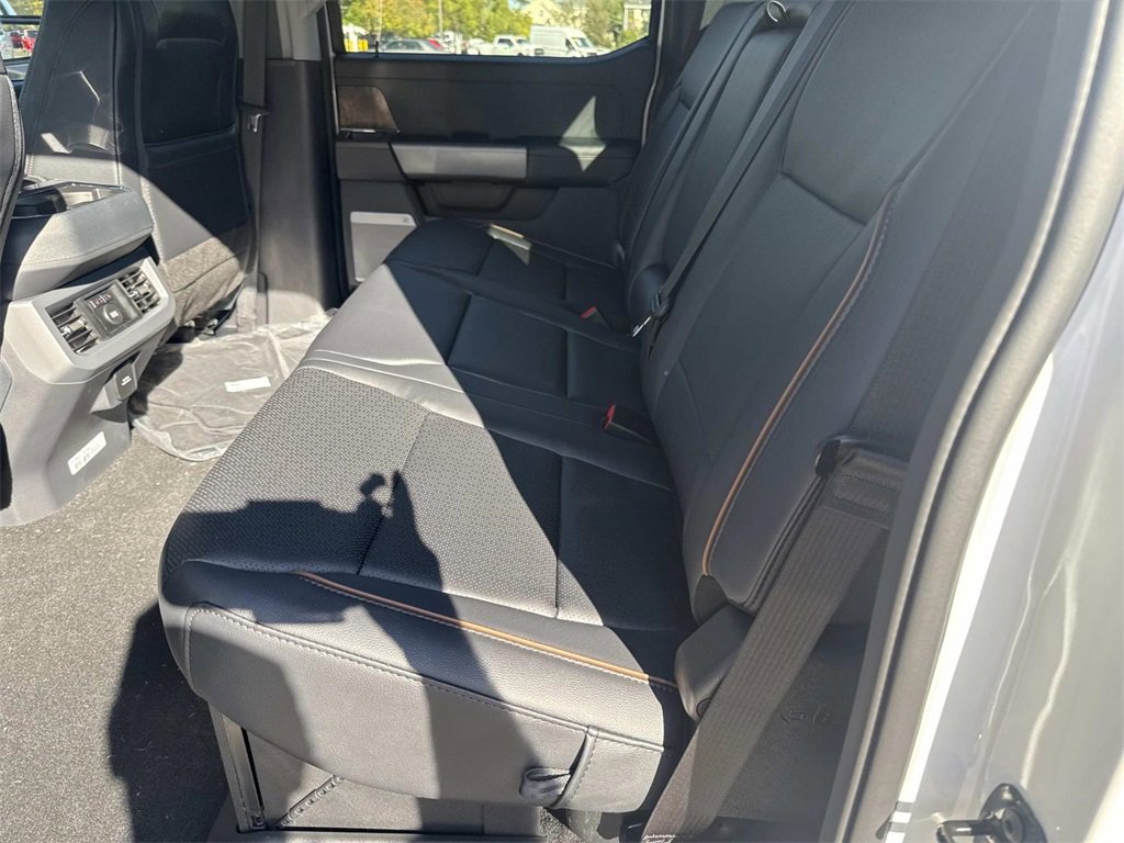 New 2026 Ford F350 Lariat image 7