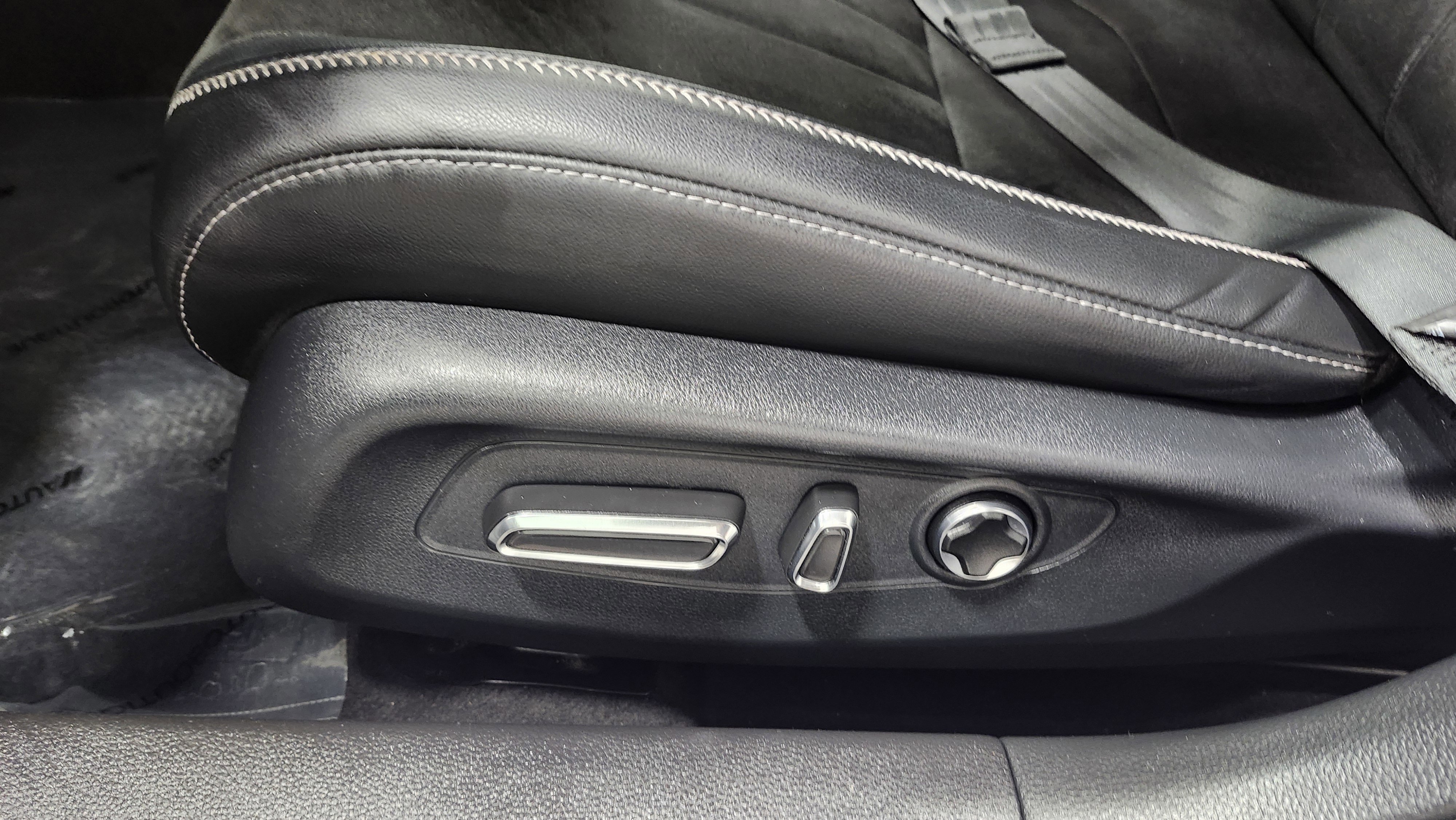 Used 2023 Acura Integra A-Spec image 27