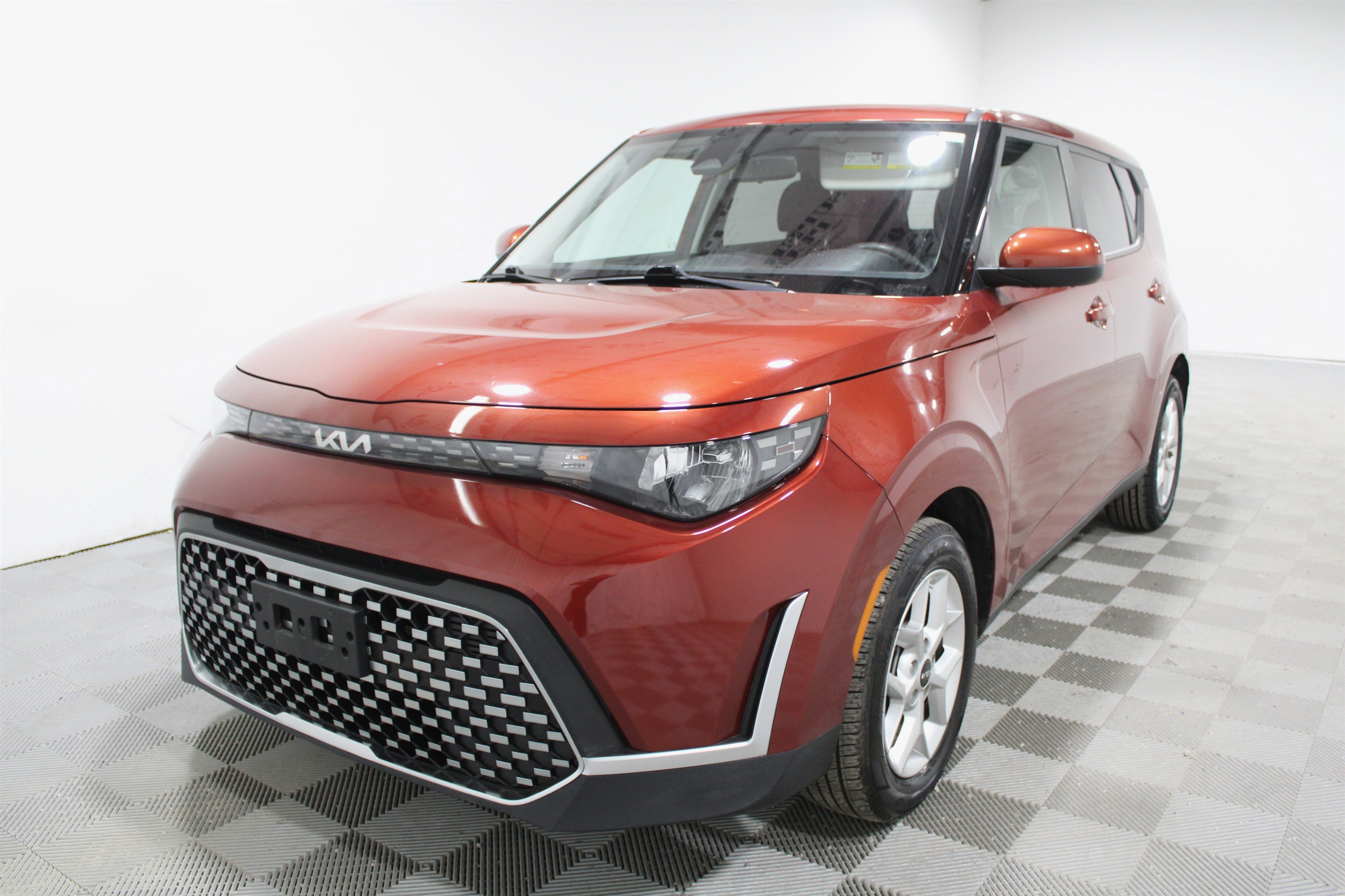 Used 2024 Kia Soul LX w/ Option Group 015 image 31