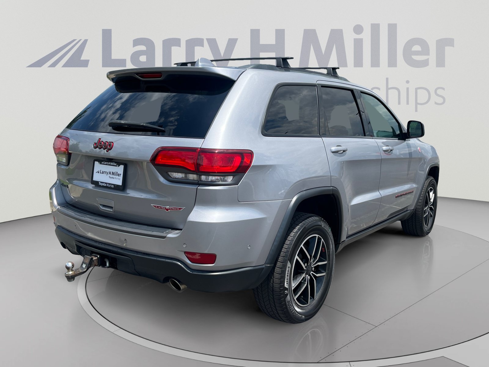 Used 2019 Jeep Grand Cherokee Trailhawk AWD/4WD image 5
