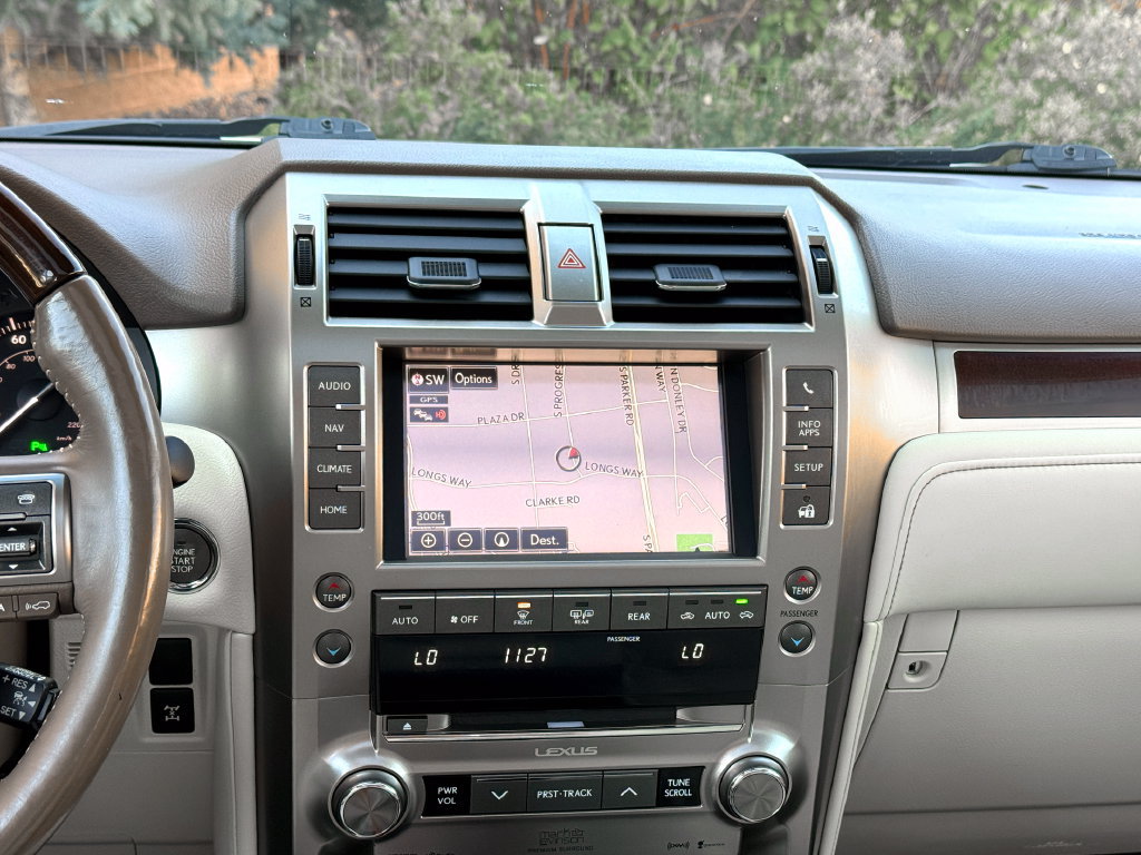 Used 2018 Lexus GX 460 Luxury AWD/4WD image 29