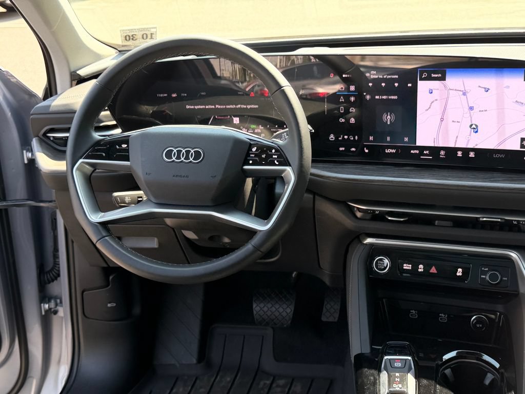 Used 2025 Audi Q5 Premium Plus w/ Premium Plus AWD/4WD image 24