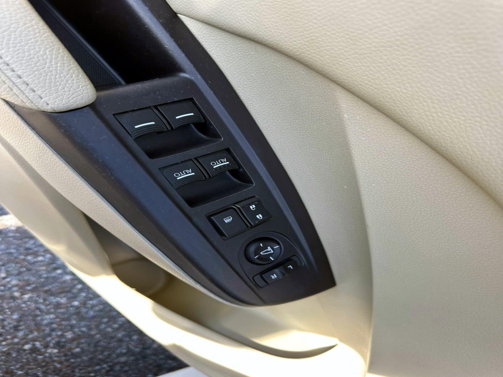 Used 2017 Acura RDX FWD w/ Technology Package image 15