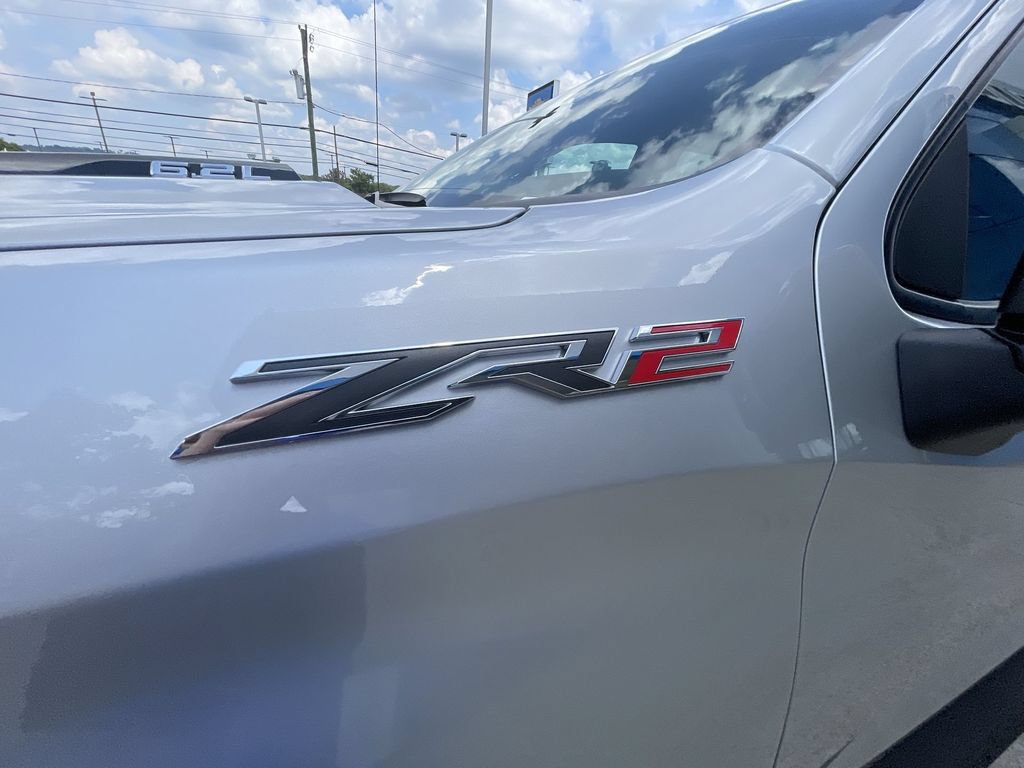 Used 2022 Chevrolet Silverado 1500 ZR2 w/ Technology Package AWD/4WD image 32