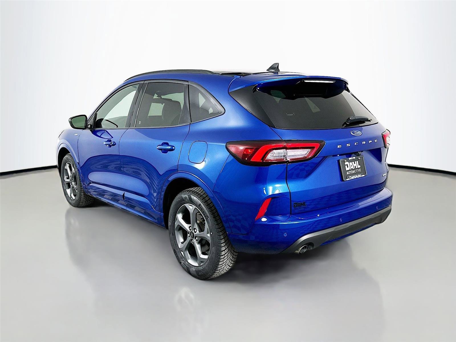 Used 2023 Ford Escape ST-Line w/ Tech Pack #1 image 5