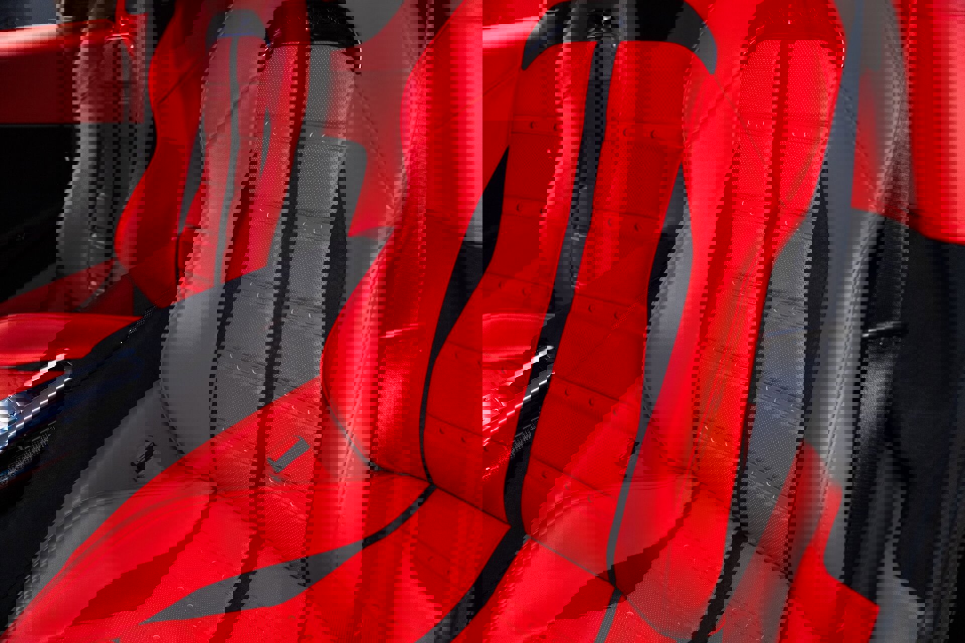 Used 2025 Ferrari 12Cilindri image 8