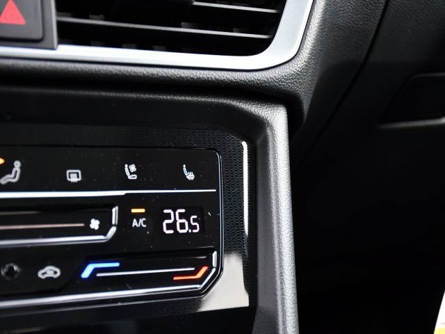 New 2026 Volkswagen Taos SEL AWD/4WD image 15