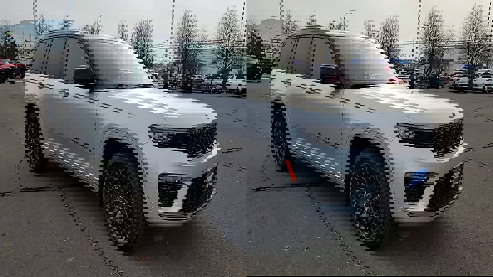 Used 2023 Jeep Grand Cherokee Summit image 2