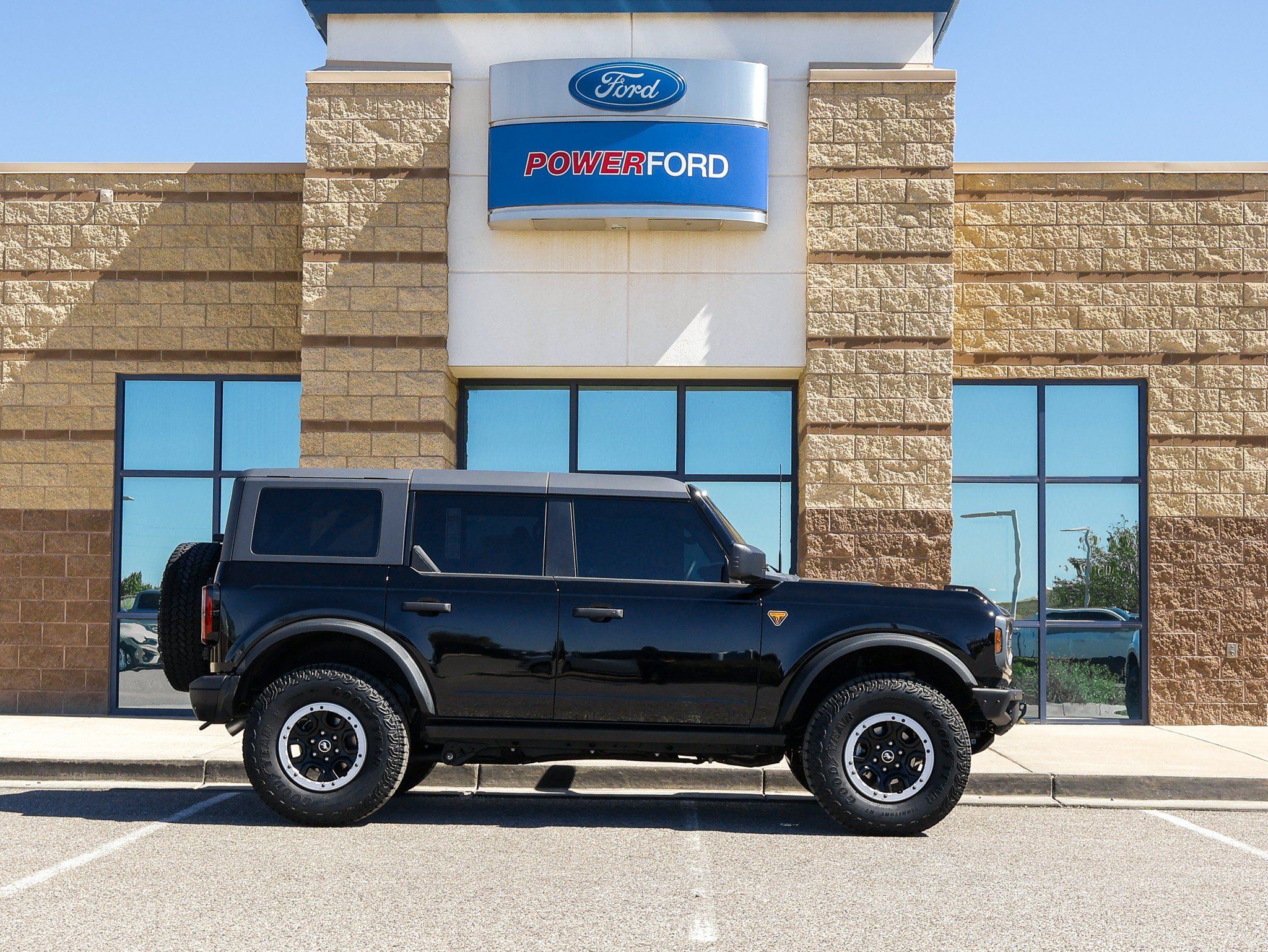 New 2026 Ford Bronco Badlands AWD/4WD image 5