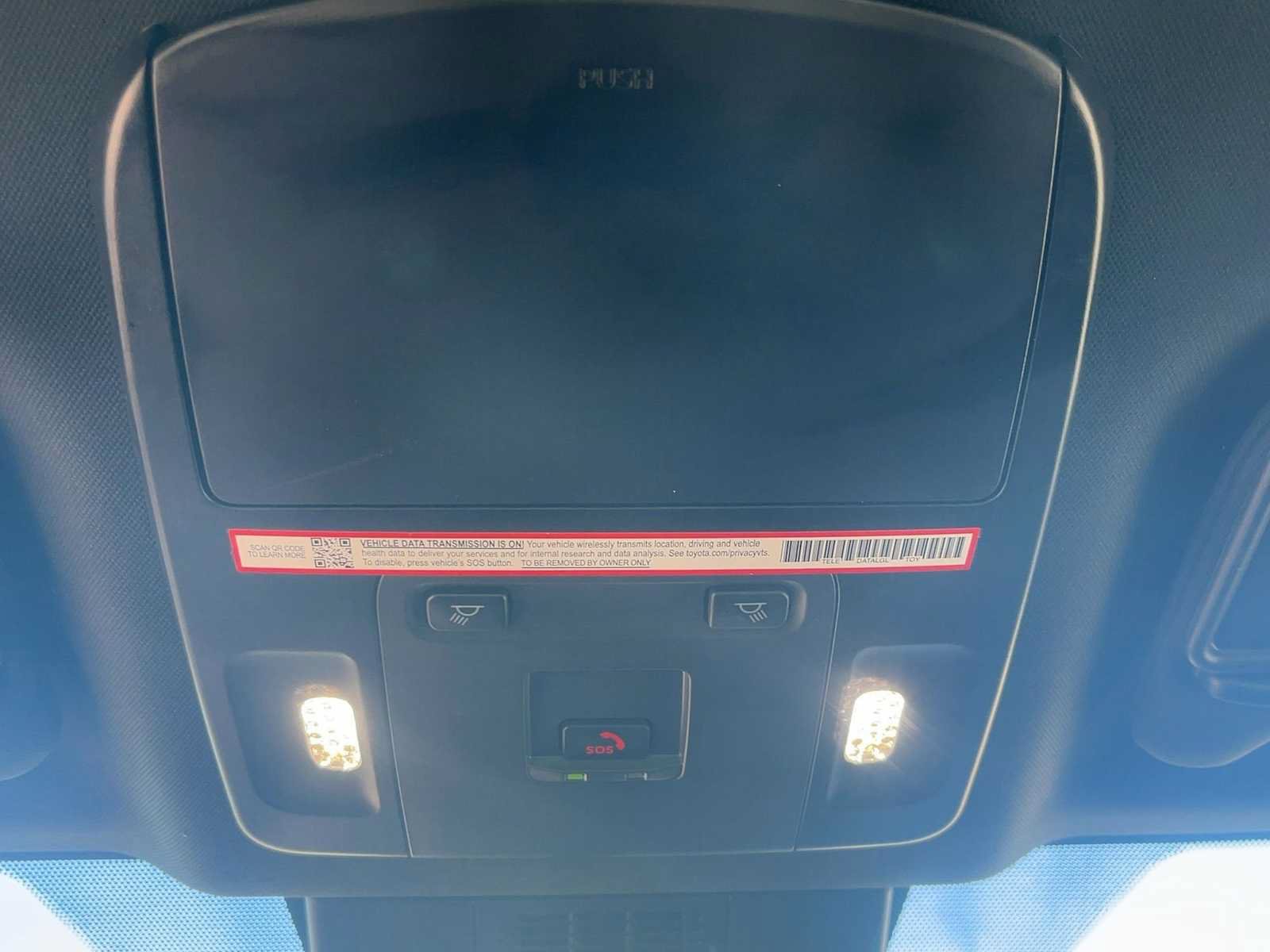 Used 2025 Toyota Camry SE FWD image 25