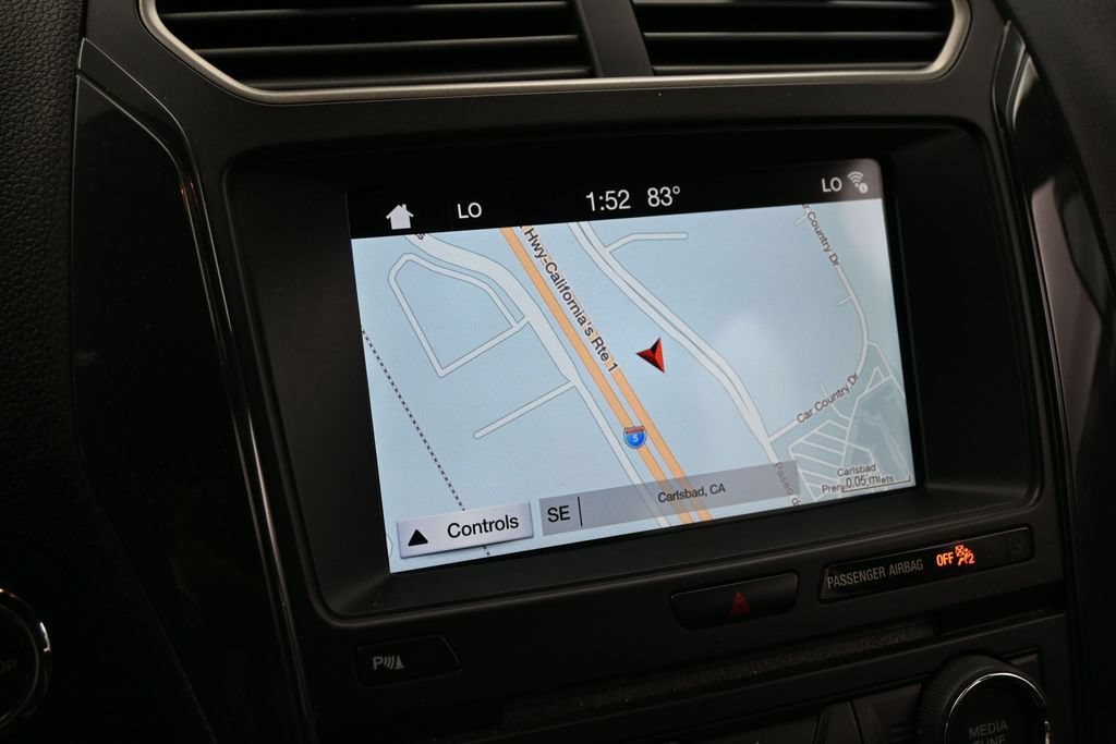 Used 2018 Ford Explorer XLT w/ Equipment Group 202A FWD image 16