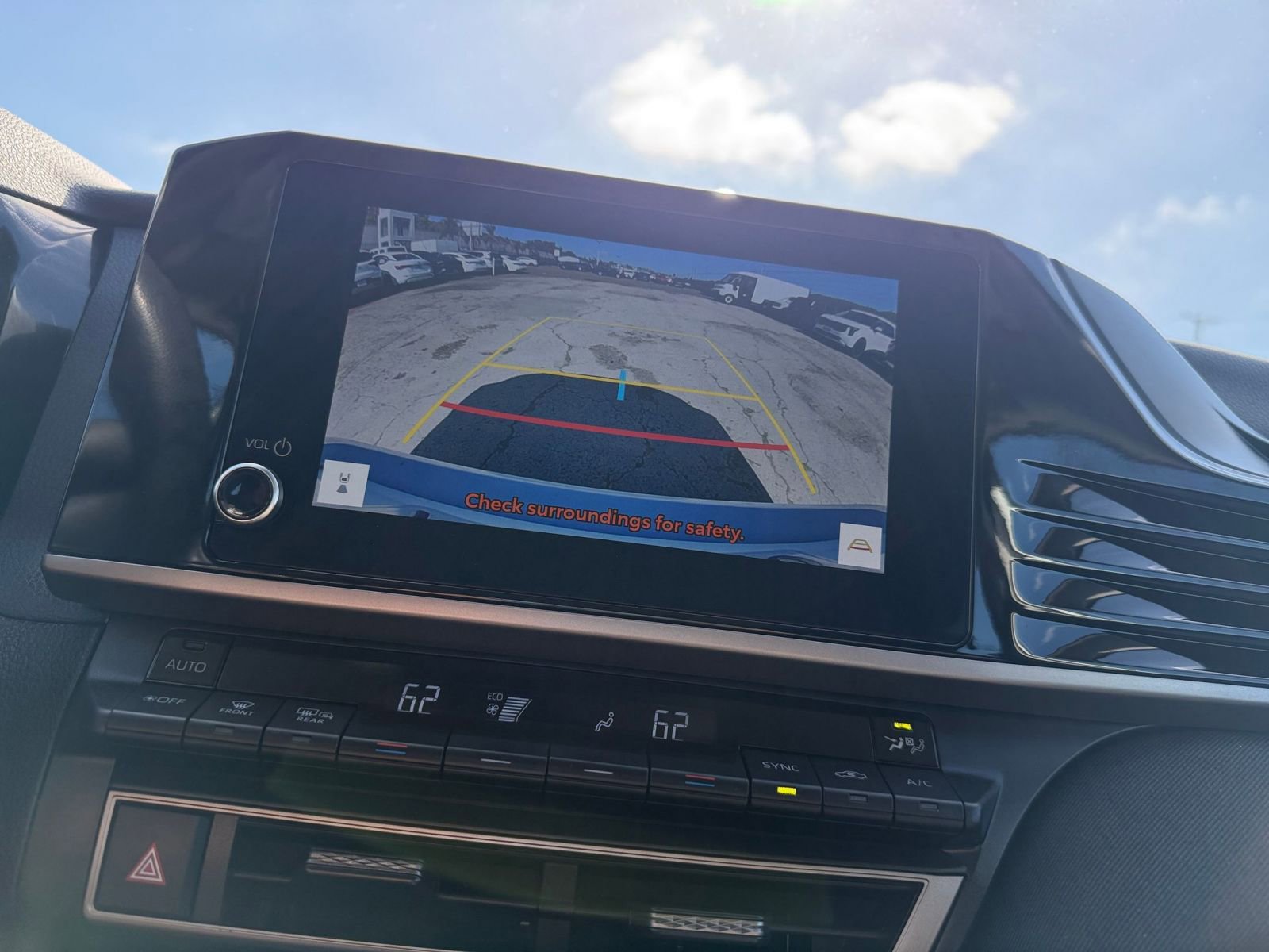 Used 2025 Toyota Camry LE image 17