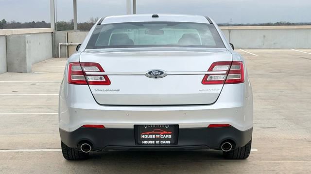 Used 2019 Ford Taurus Limited image 8