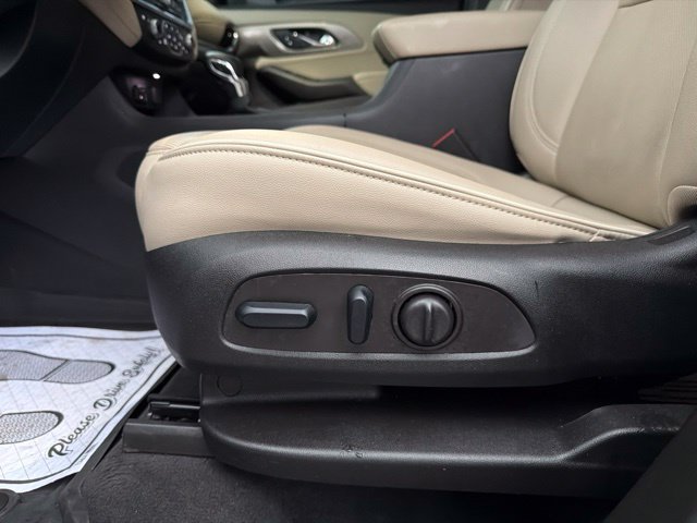 Certified 2023 Chevrolet Traverse Premier w/ LPO, Floor Liner Package AWD/4WD image 11