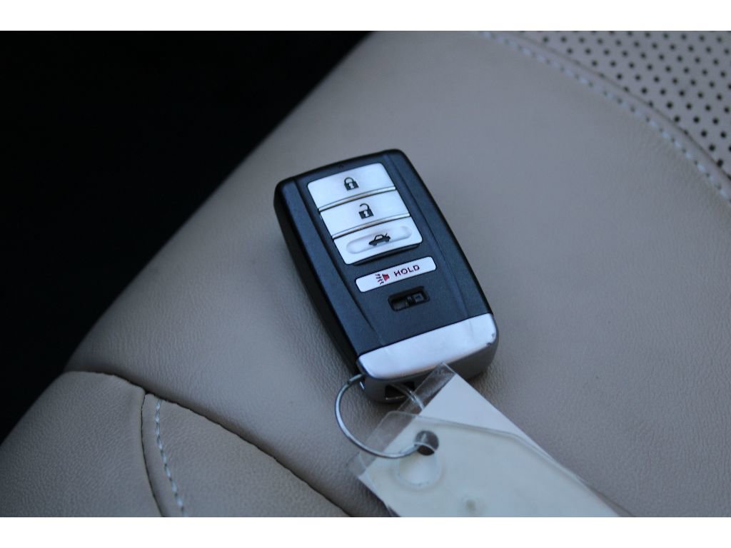 Used 2023 Acura TLX w/ Technology Package image 32