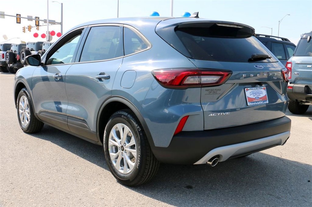 New 2025 Ford Escape Active image 7