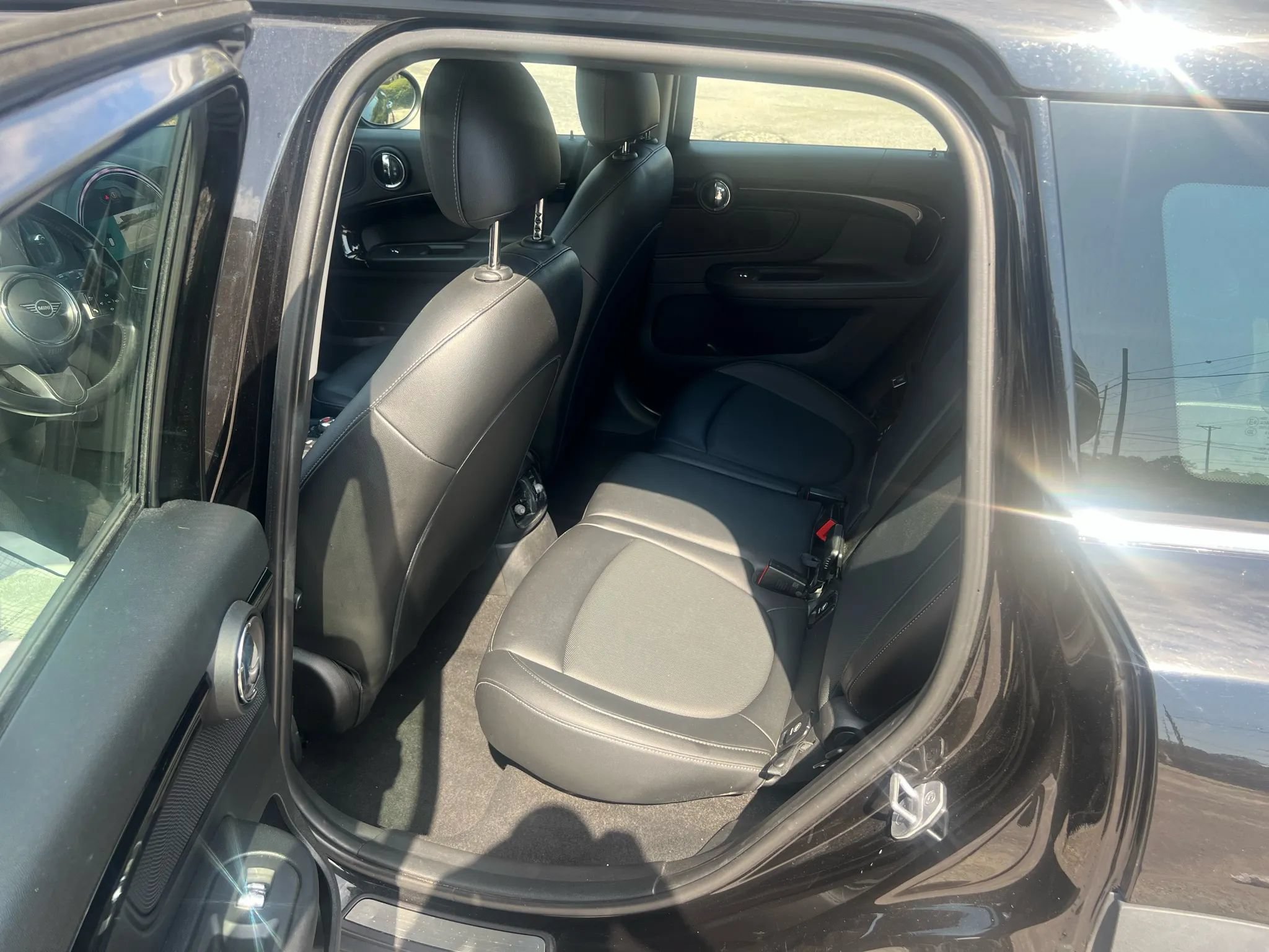 Used 2022 MINI Cooper Countryman ALL4 AWD/4WD image 2