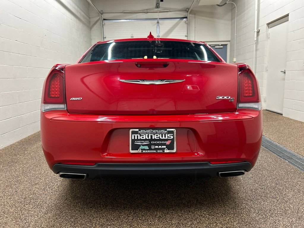 Used 2015 Chrysler 300 S AWD/4WD image 3
