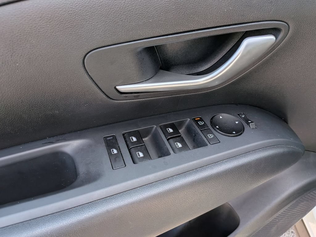 Used 2025 Hyundai Tucson SEL FWD image 14
